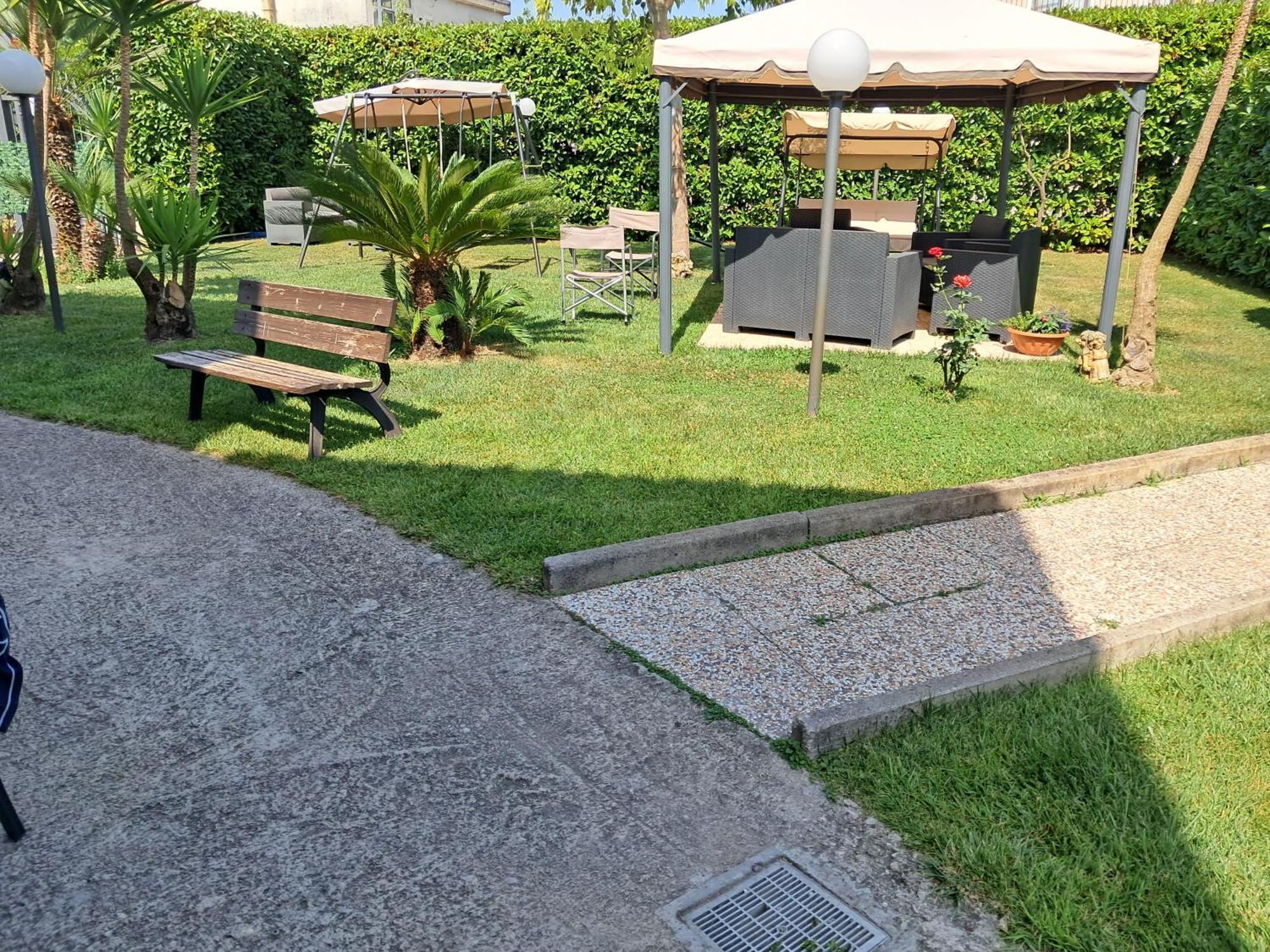 Depandance Con Piscina In Uso In Esclusivo In B&B 圣安东尼阿巴特 外观 照片